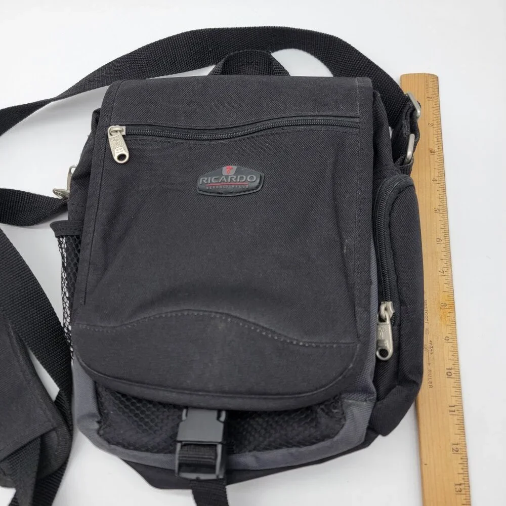 Ricardo Beverly Hills Bag Black Crossbody Nylon Travel Carry‎ On Multi Pockets